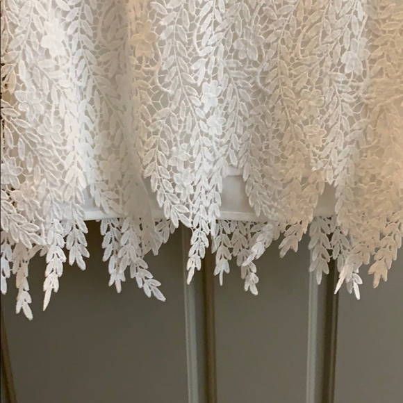 Vero Moda Lace top - Picture 2 of 3